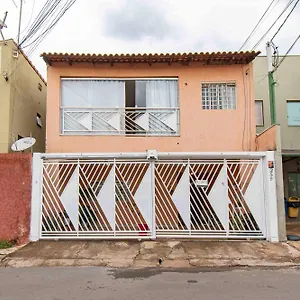  Quarto em Acomodações Particulares Aconchegante No Centro De Brasil